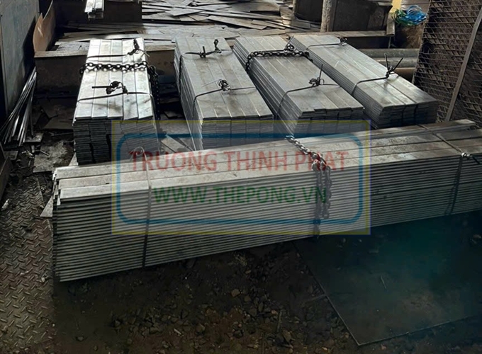 Bản Mã Thép